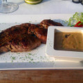 Restaurant De Witte Leeuw - steak z hovězí svíčkové