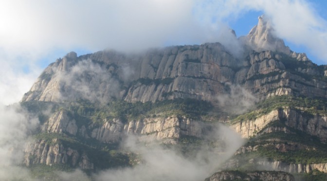 Montserrat - poutní místo věřících a ráj horolezců.