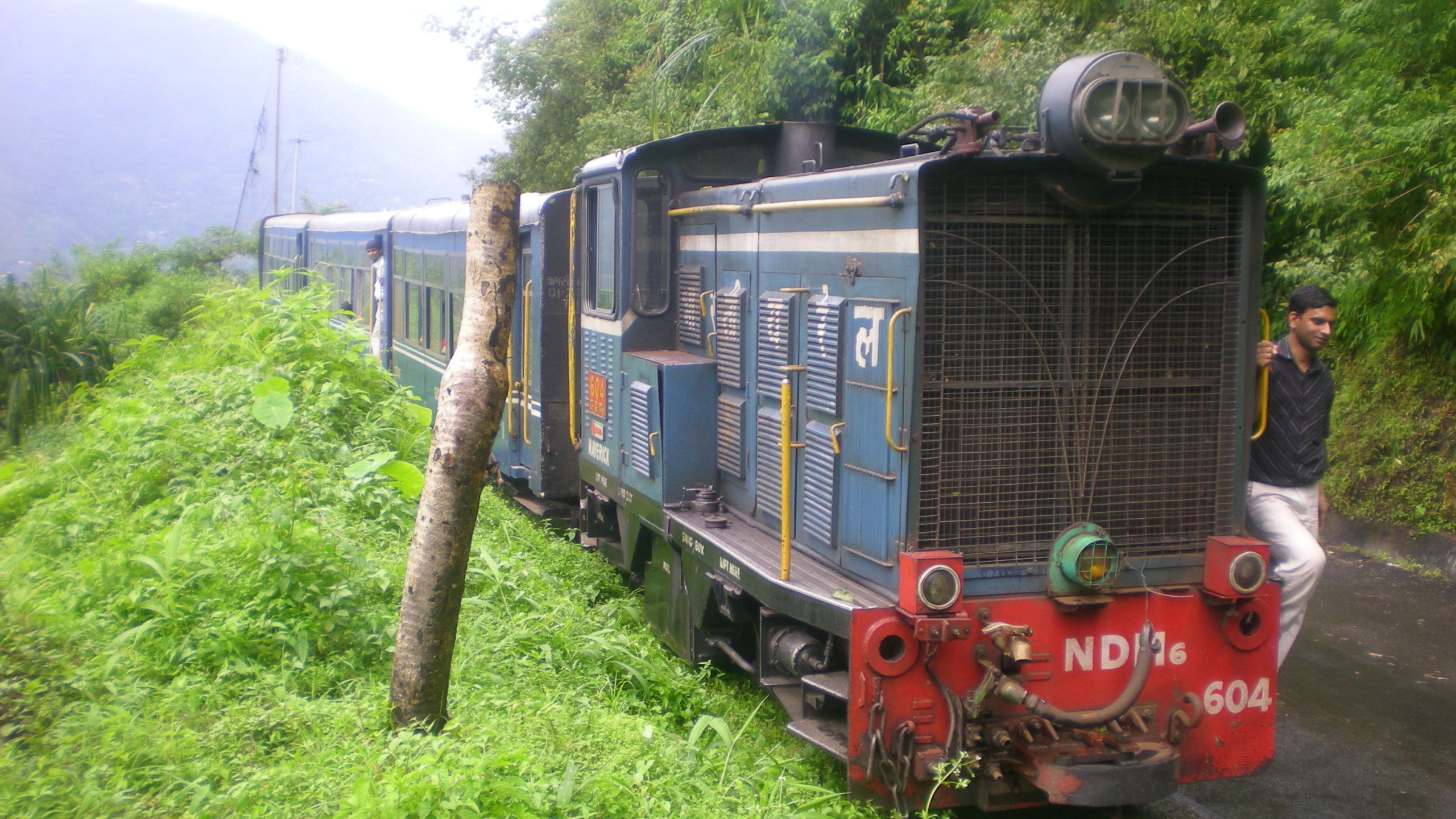 Historický "toy train" ze Siliguri do Darjeelingu.