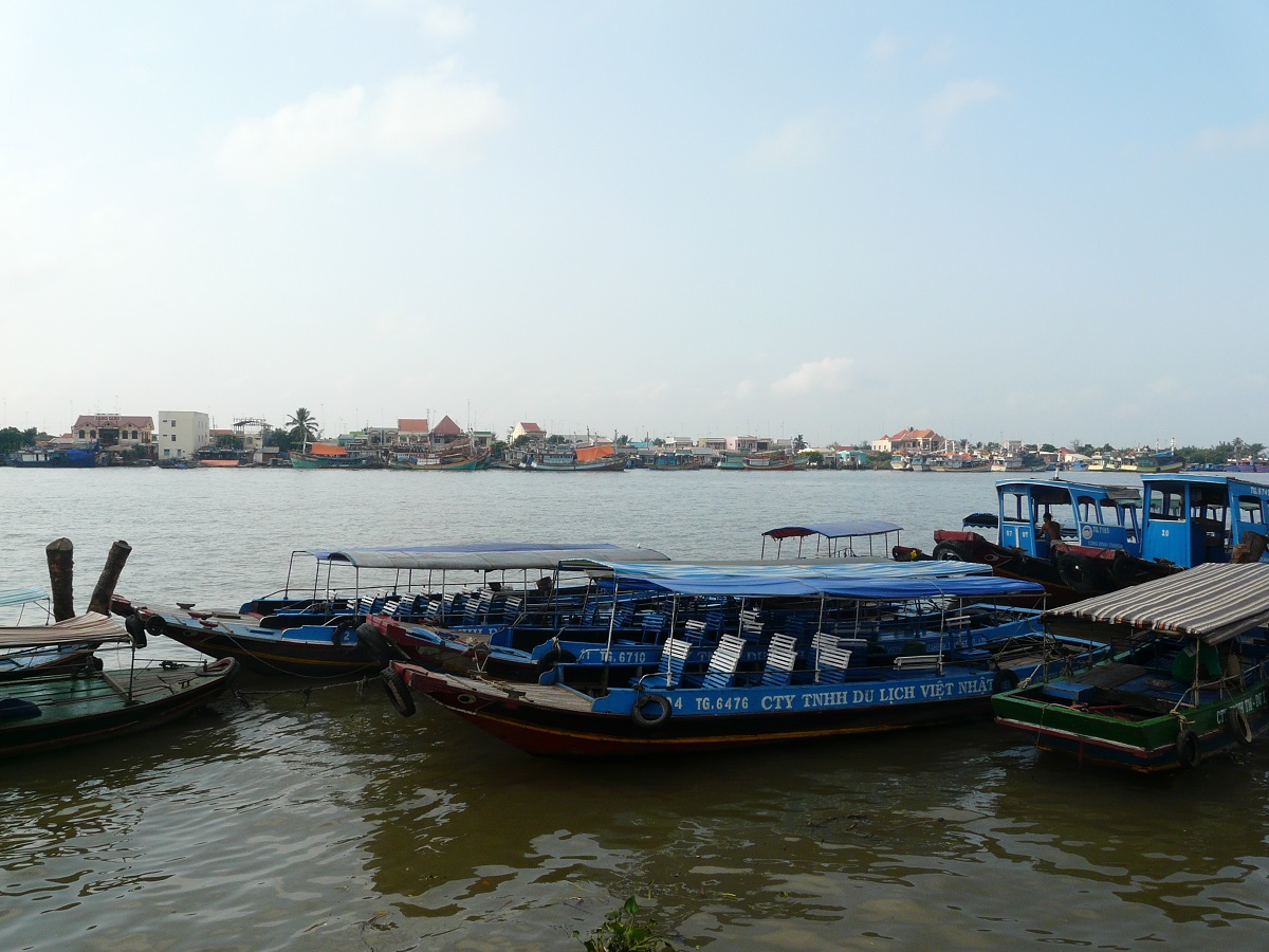 Přístaviště nejen výletních lodí, My Tho, Vietnam