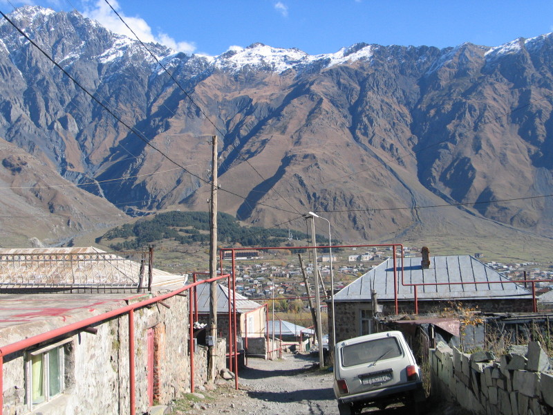 Vesnice Kazbegi.