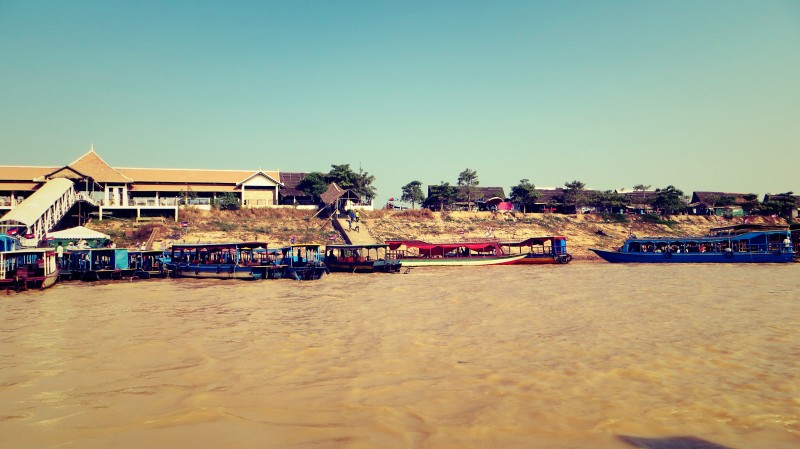 Přístav pro lodě, Tonlé Sap, Kambodža