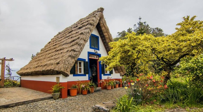 Pastevecké domečky, Santana, Madeira