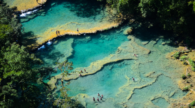 Semuc Champey – místo, kde se řeka ztrácí pod skálou