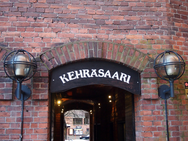 Kehräsaari, místo, kde to žije kulturou. Najdete zde například kino Niagara.