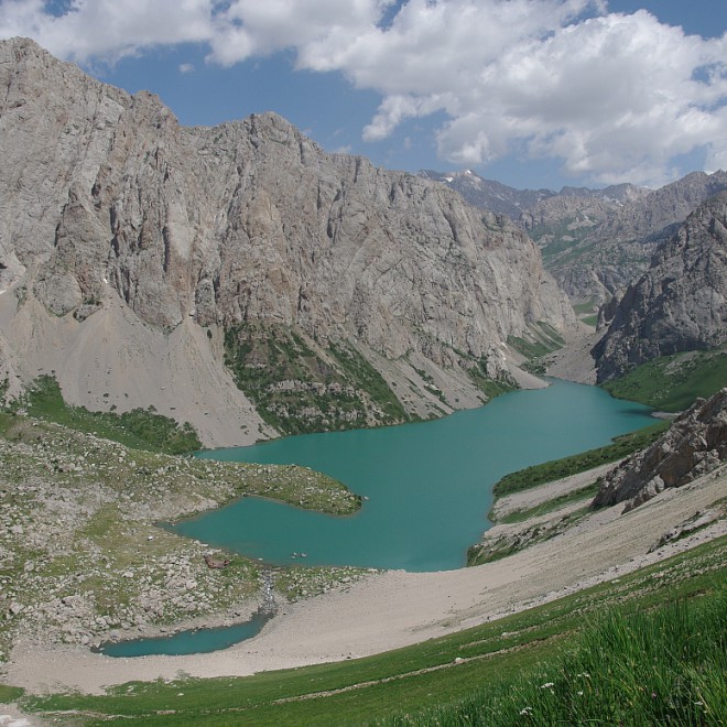 horské jezero, Kyrgyzstán