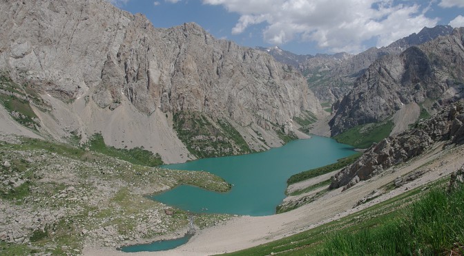 horské jezero, Kyrgyzstán