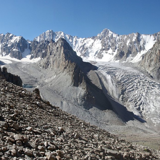 Kyrgyzstán, Kyrgyzský hřeben, hory