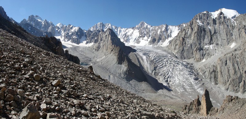 Kyrgyzstán, Kyrgyzský hřeben, hory