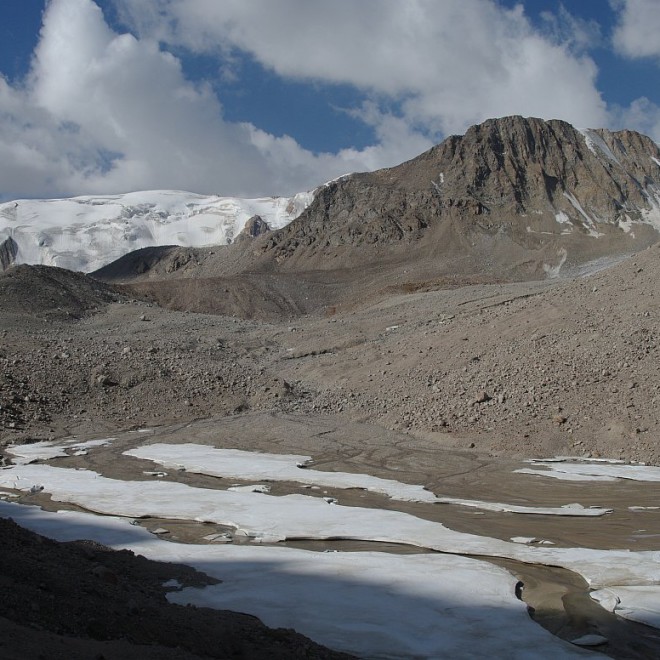 Severní svahy Těrskej Alatau, Kyrgyzstán