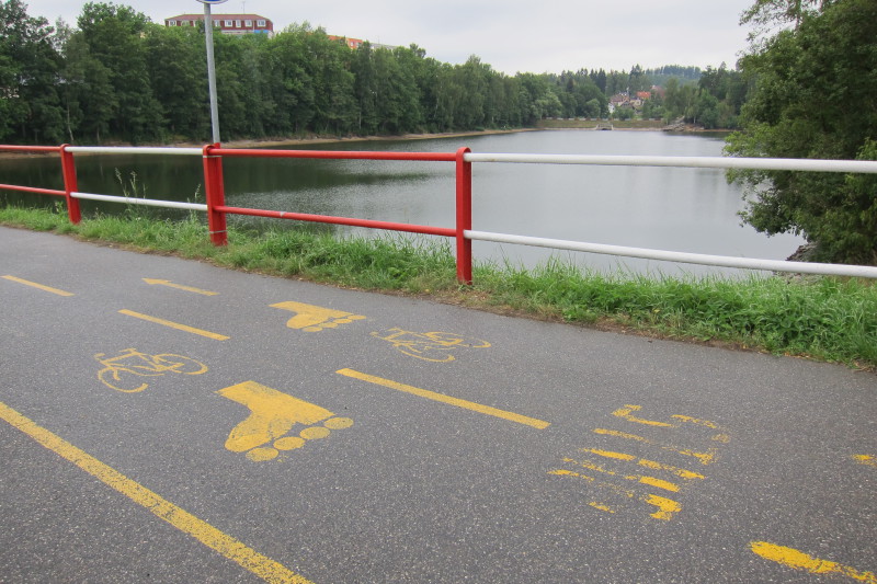Inline a cyklostezka na hrázi mezi přehradou I. a II.