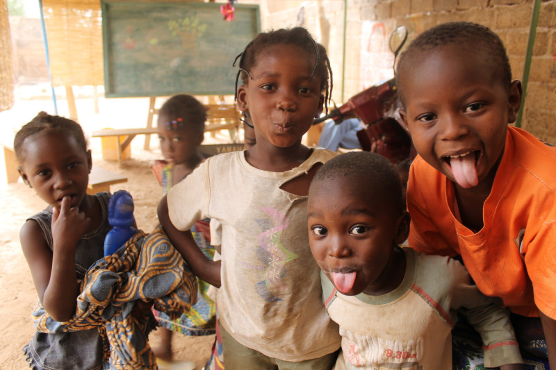 Děti ze slumu v Ouagadougou