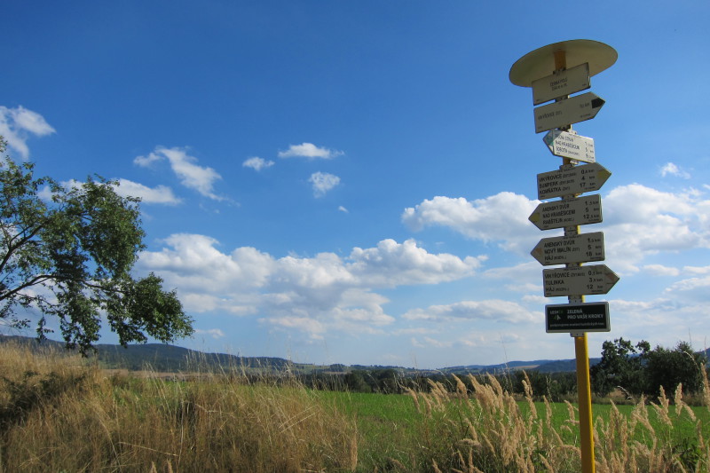 Rozcestník - Černá pole, 4 km před cílem naší túry