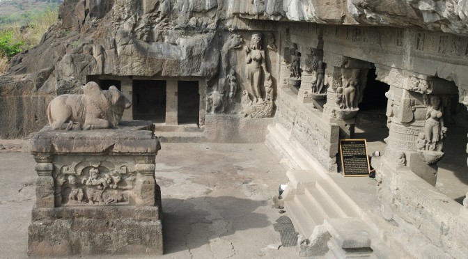 Ellora – skalní chrámy tří vyznání