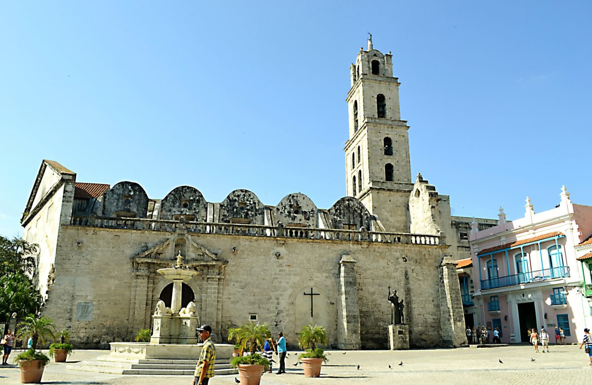 Iglesia y Convento de San Francisco de Asis 