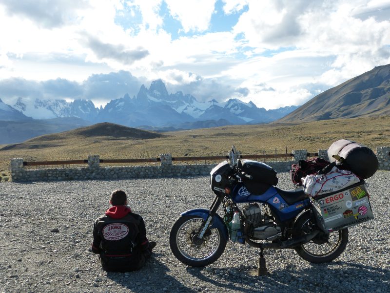 Výhled na Fitz Roy – nejvyšší horu patagonských And, Patagonie.