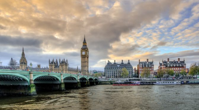 Bez léků v Londýně aneb Nejrychlejší pošta do Anglie