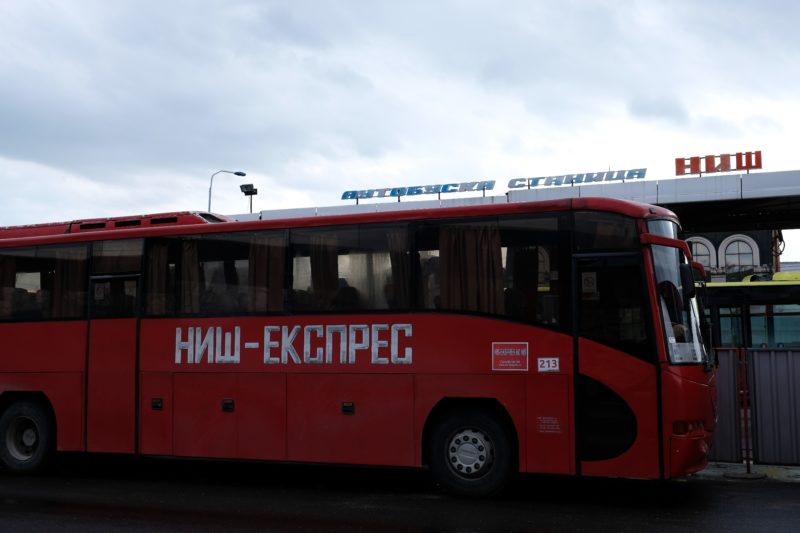 Na autobusovém nádraží v Niši