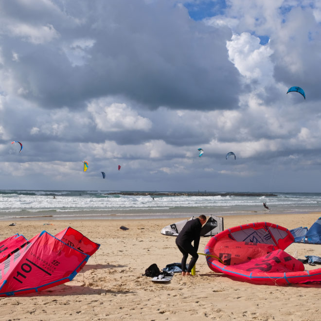 Kitesurfing, Tel Aviv