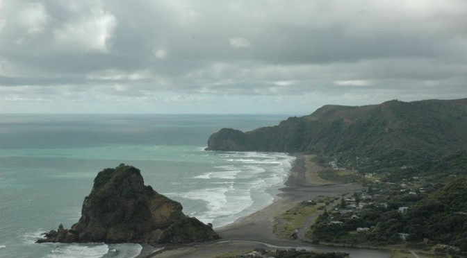 Piha Beach, Nový Zéland
